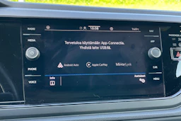 musta Volkswagen Taigo 2023 kuva 17.
