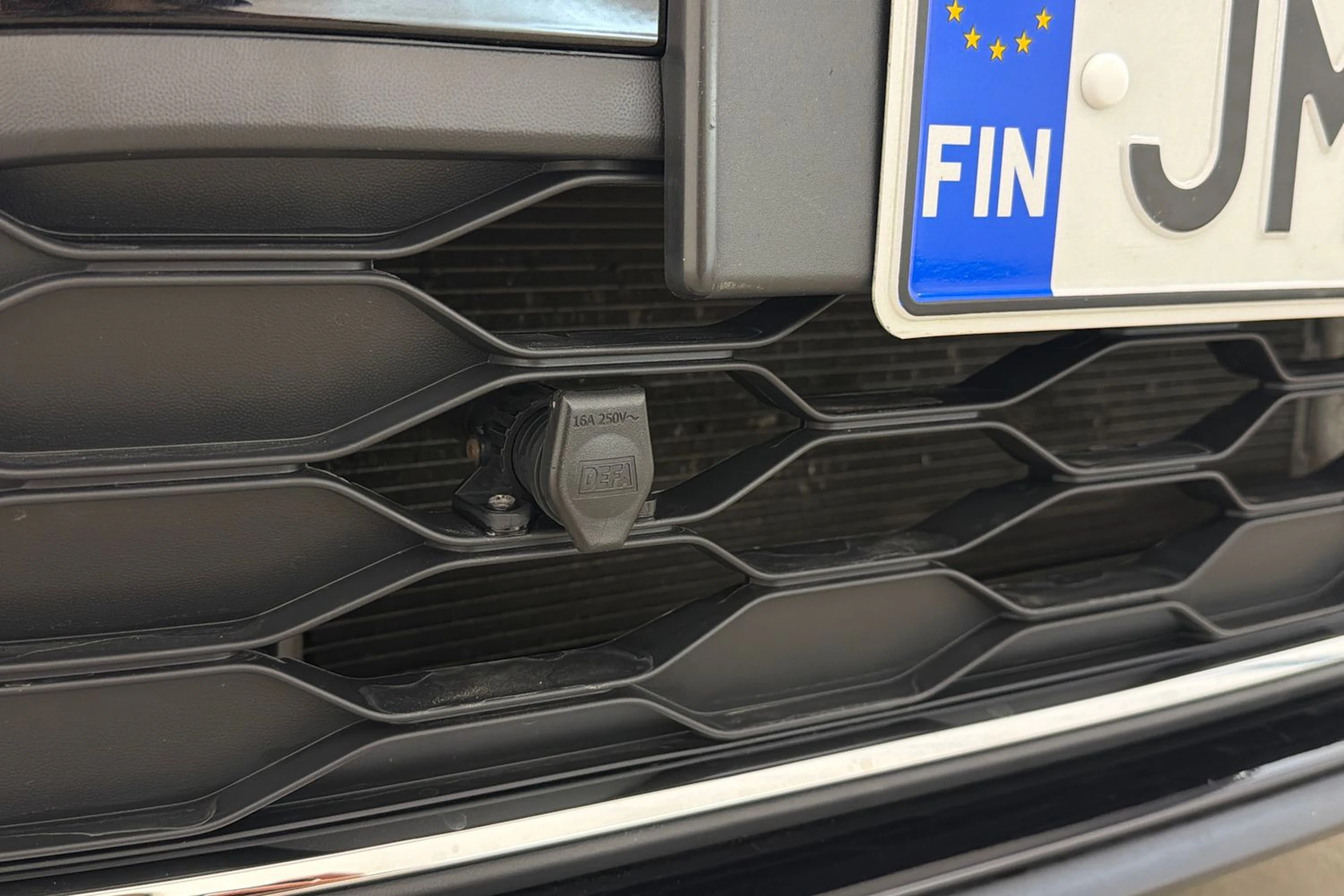 musta Volkswagen Taigo 2023 kuva 25.