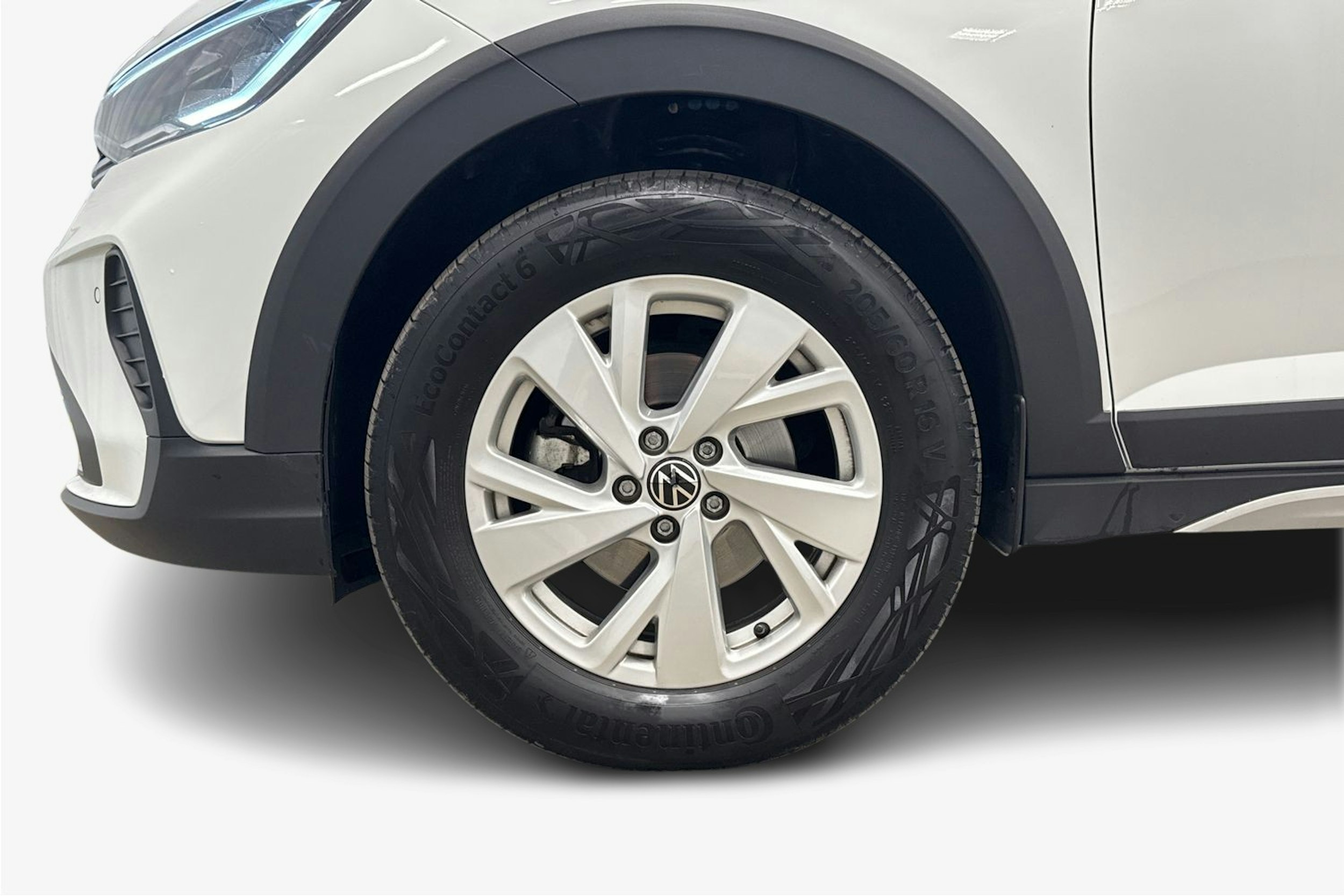 valkoinen Volkswagen Taigo 2023 kuva 11.