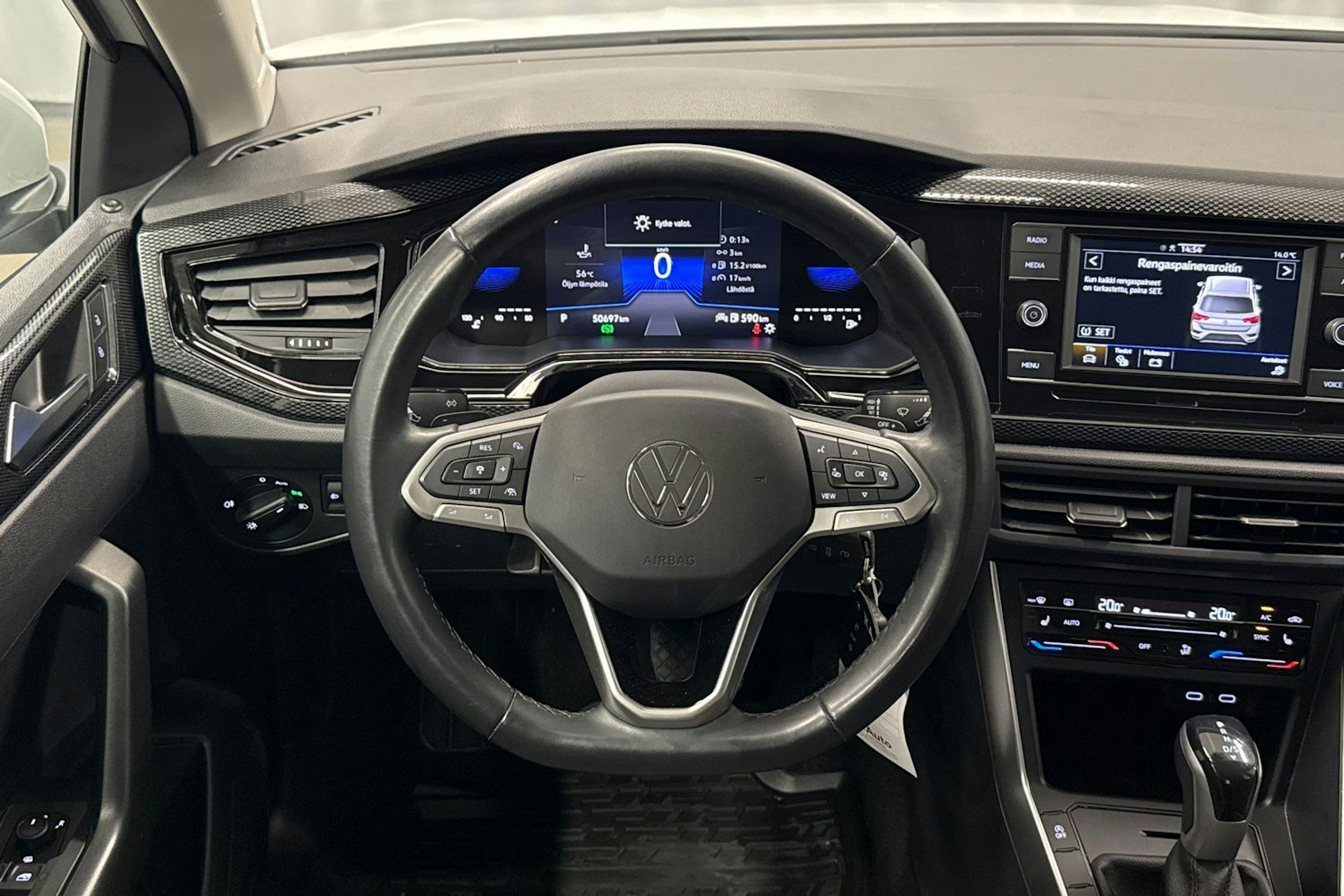 valkoinen Volkswagen Taigo 2023 kuva 14.