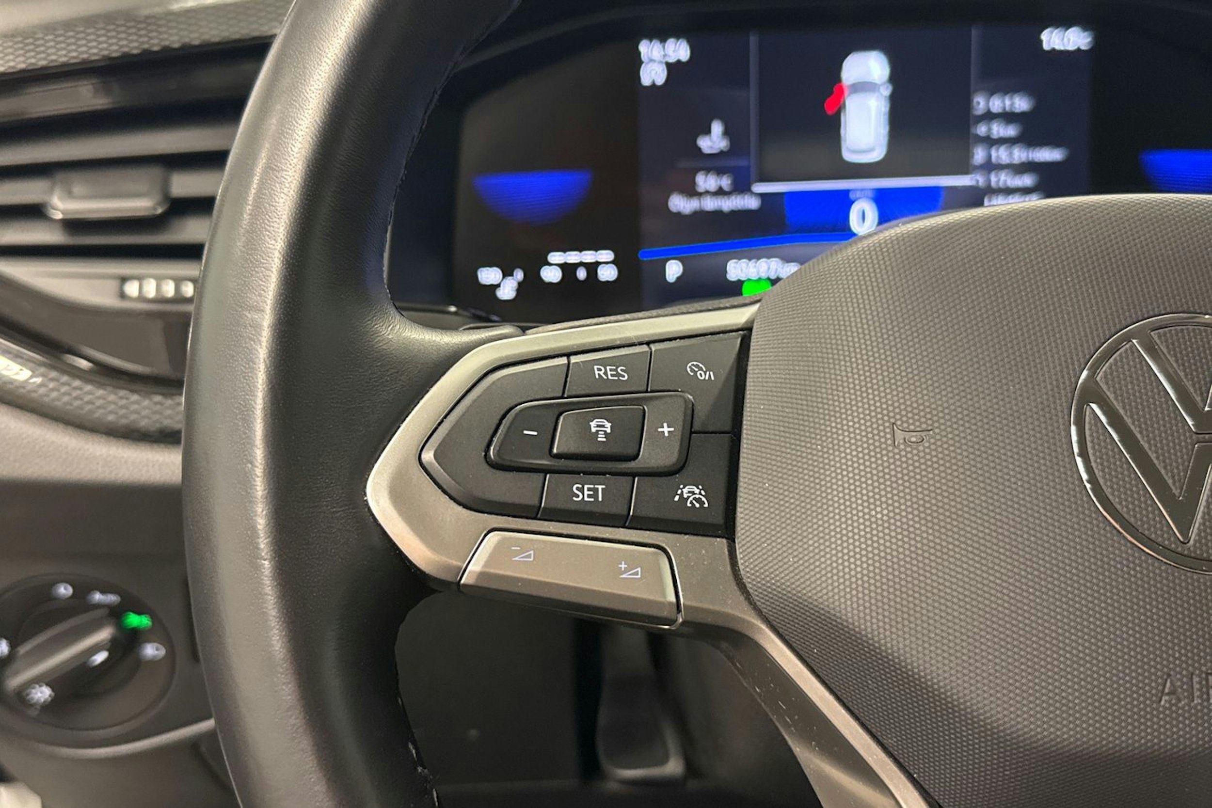 valkoinen Volkswagen Taigo 2023 kuva 15.