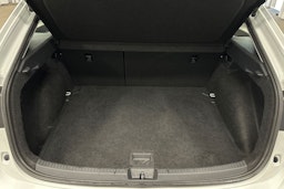 valkoinen Volkswagen Taigo 2023 kuva 14.