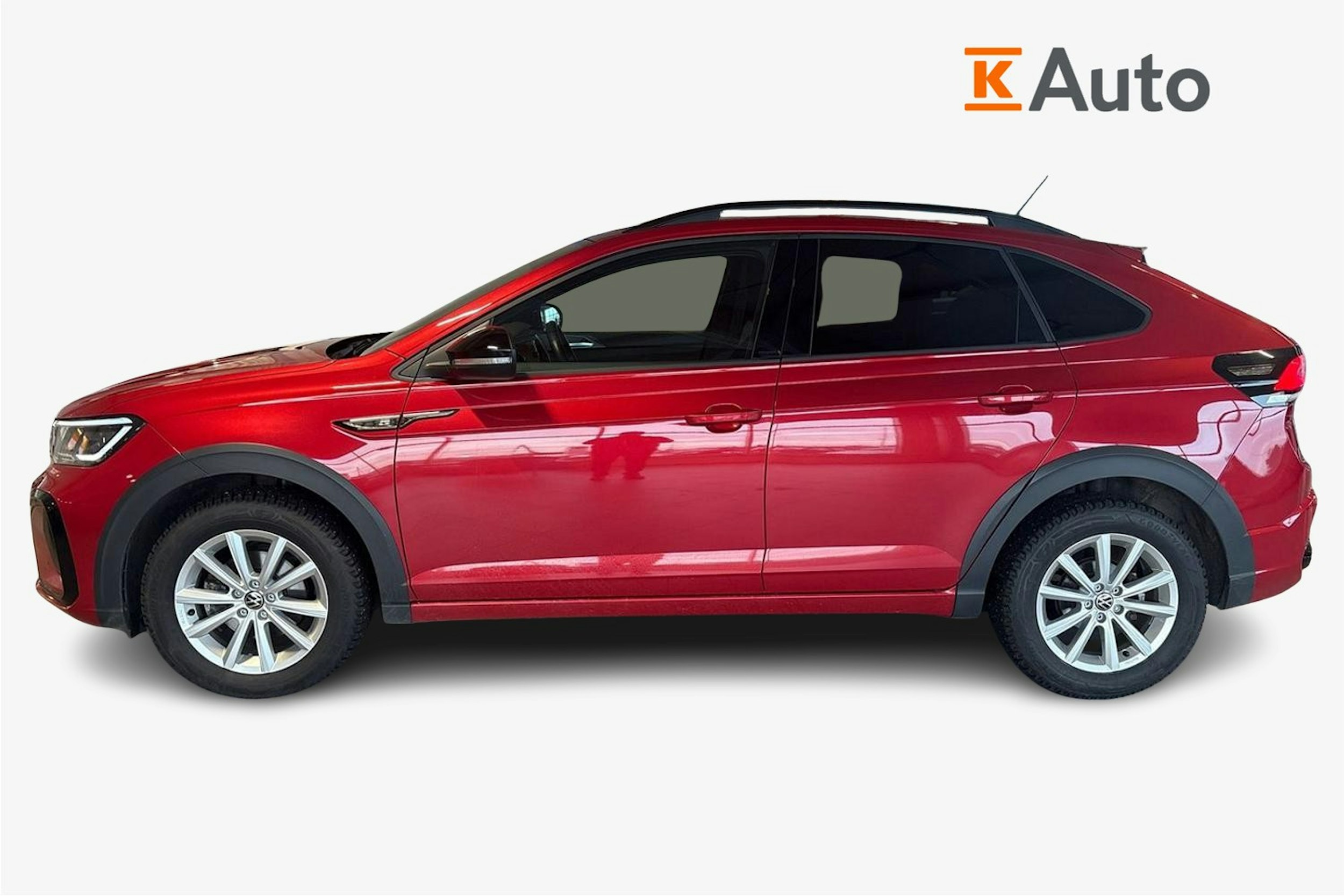 Punainen Volkswagen Taigo 2023 kuva 6.