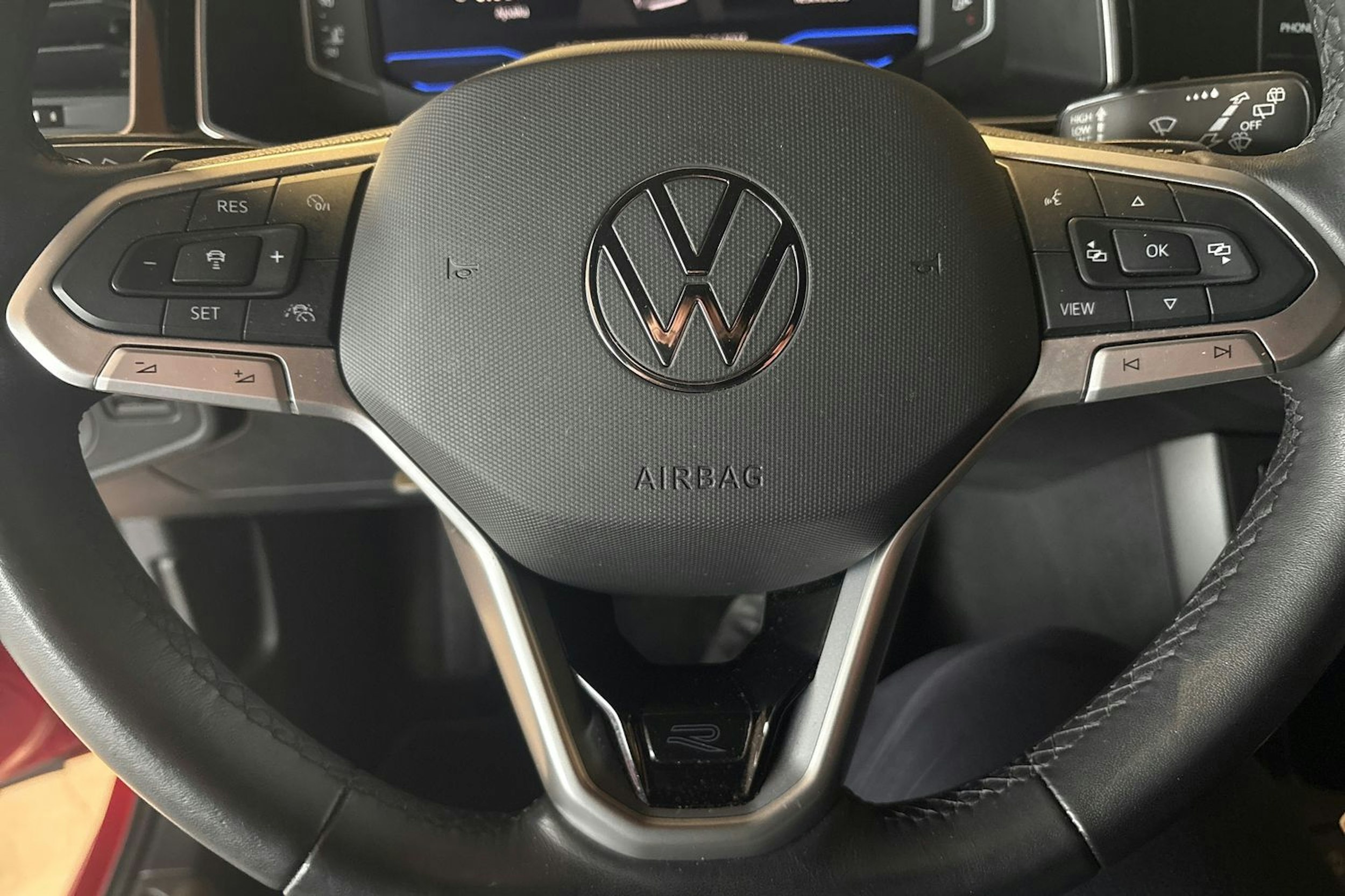 Punainen Volkswagen Taigo 2023 kuva 15.