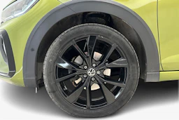 met. vihreä Volkswagen Taigo 2023 kuva 12.