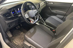 harmaa Volkswagen Taigo 2023 kuva 3.