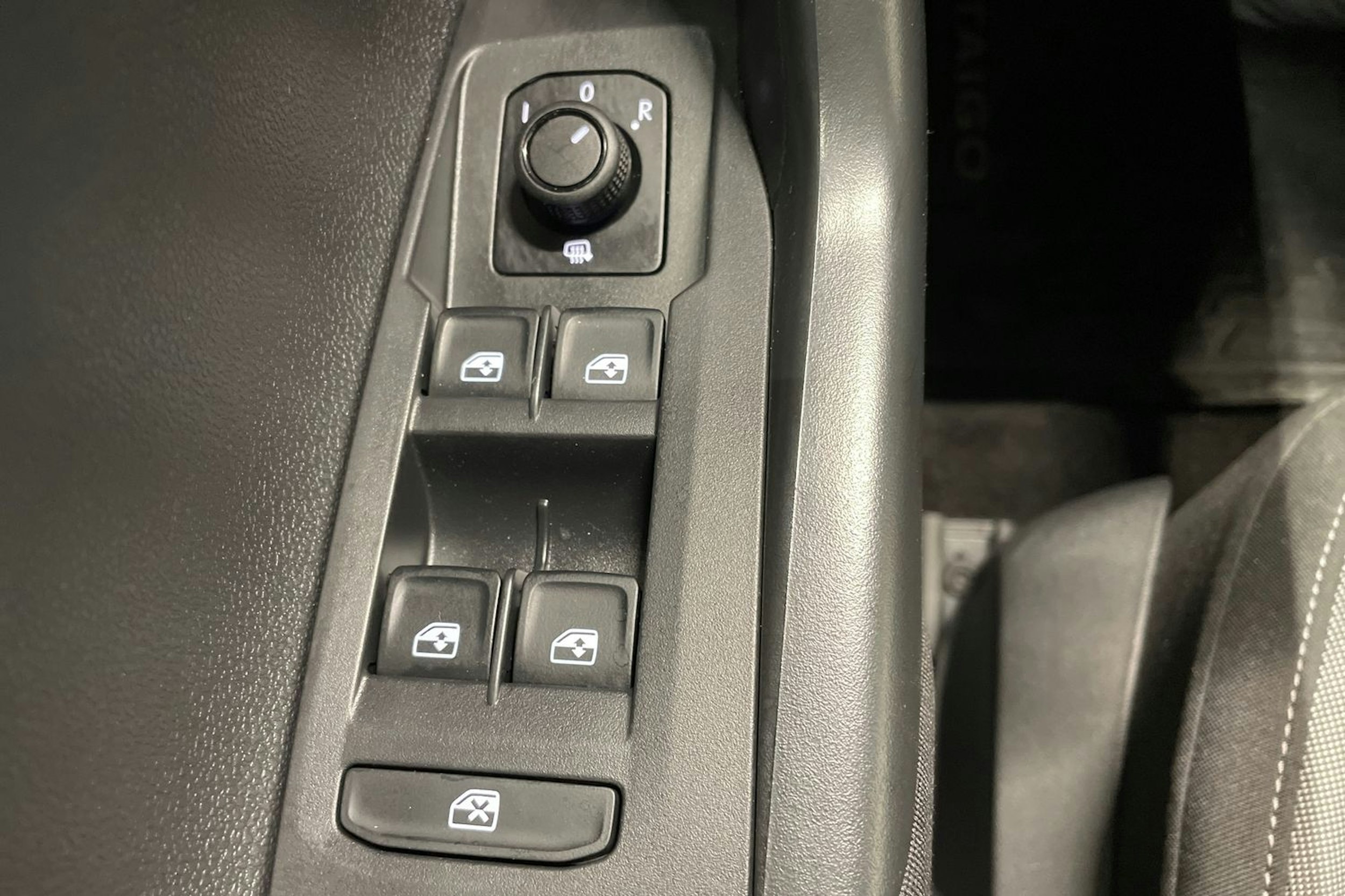 met. harmaa Volkswagen Taigo 2023 kuva 19.