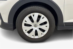 harmaa Volkswagen Taigo 2024 kuva 16.
