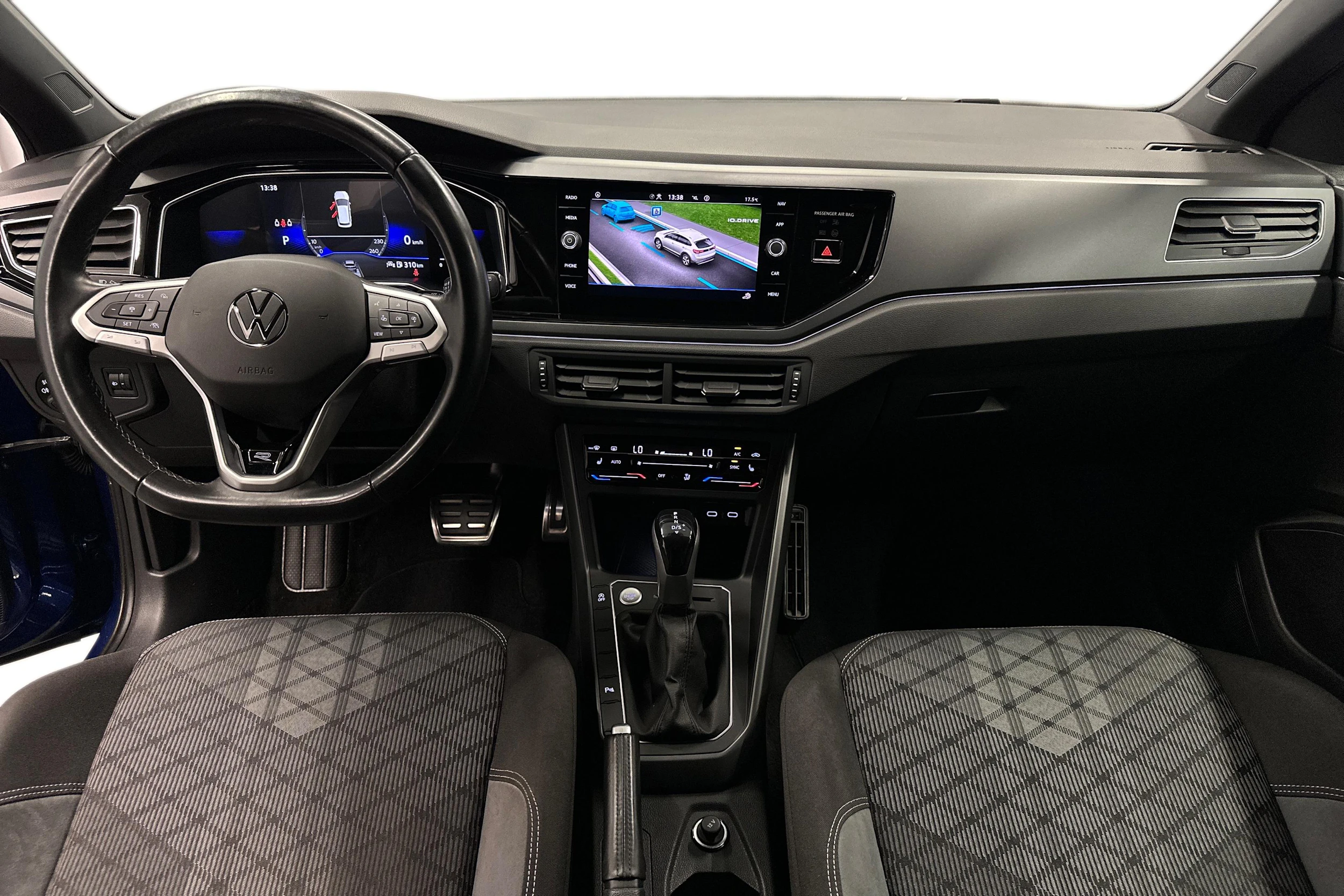 sininen Volkswagen Taigo 2023 kuva 7.