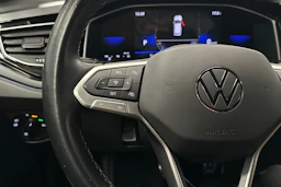 sininen Volkswagen Taigo 2023 kuva 11.