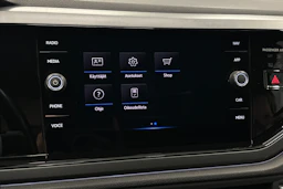sininen Volkswagen Taigo 2023 kuva 17.