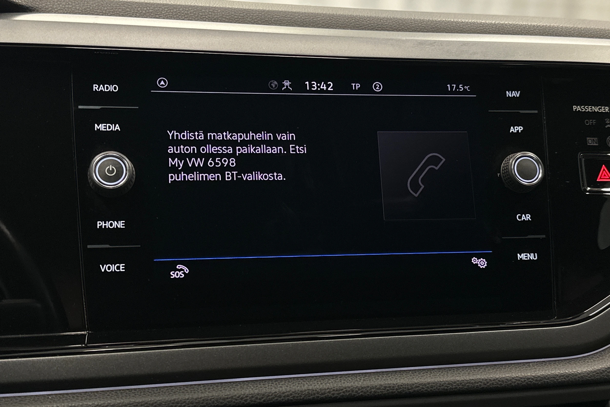 sininen Volkswagen Taigo 2023 kuva 19.