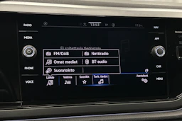 sininen Volkswagen Taigo 2023 kuva 21.