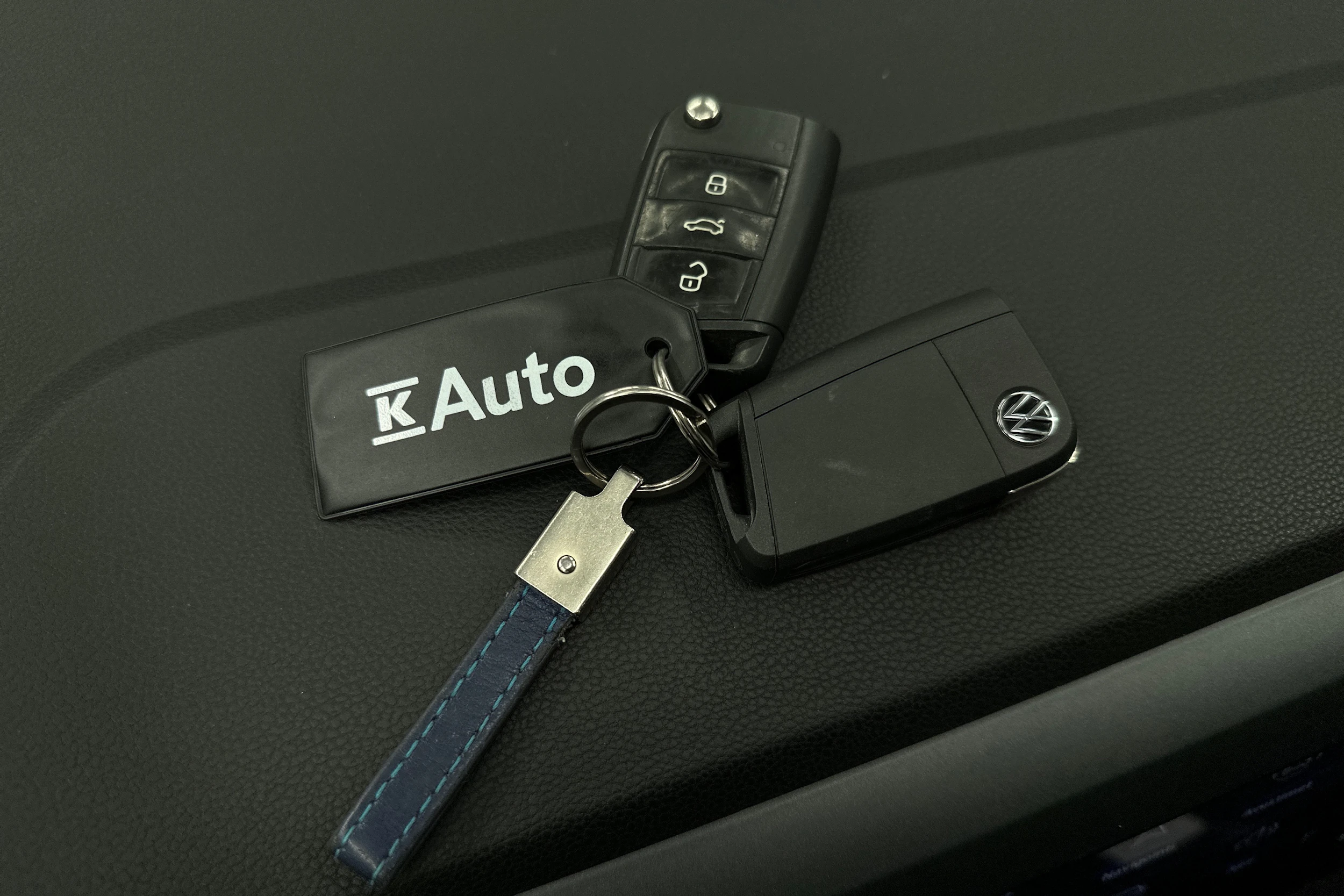 sininen Volkswagen Taigo 2023 kuva 31.