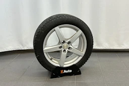 harmaa Volkswagen Taigo 2023 kuva 25.