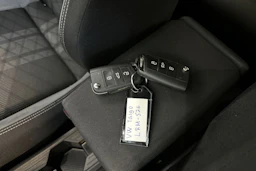 harmaa Volkswagen Taigo 2023 kuva 27.