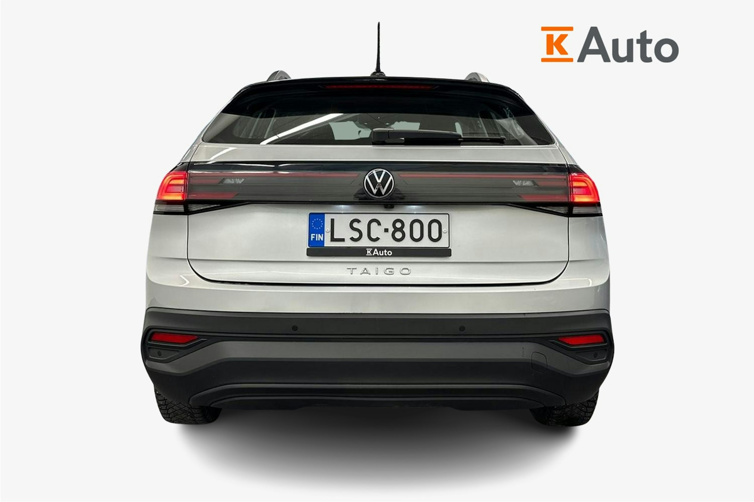 Harmaa Volkswagen Taigo 2023 kuva 3.