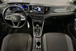 Harmaa Volkswagen Taigo 2023 kuva 9.