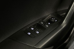 Harmaa Volkswagen Taigo 2023 kuva 16.