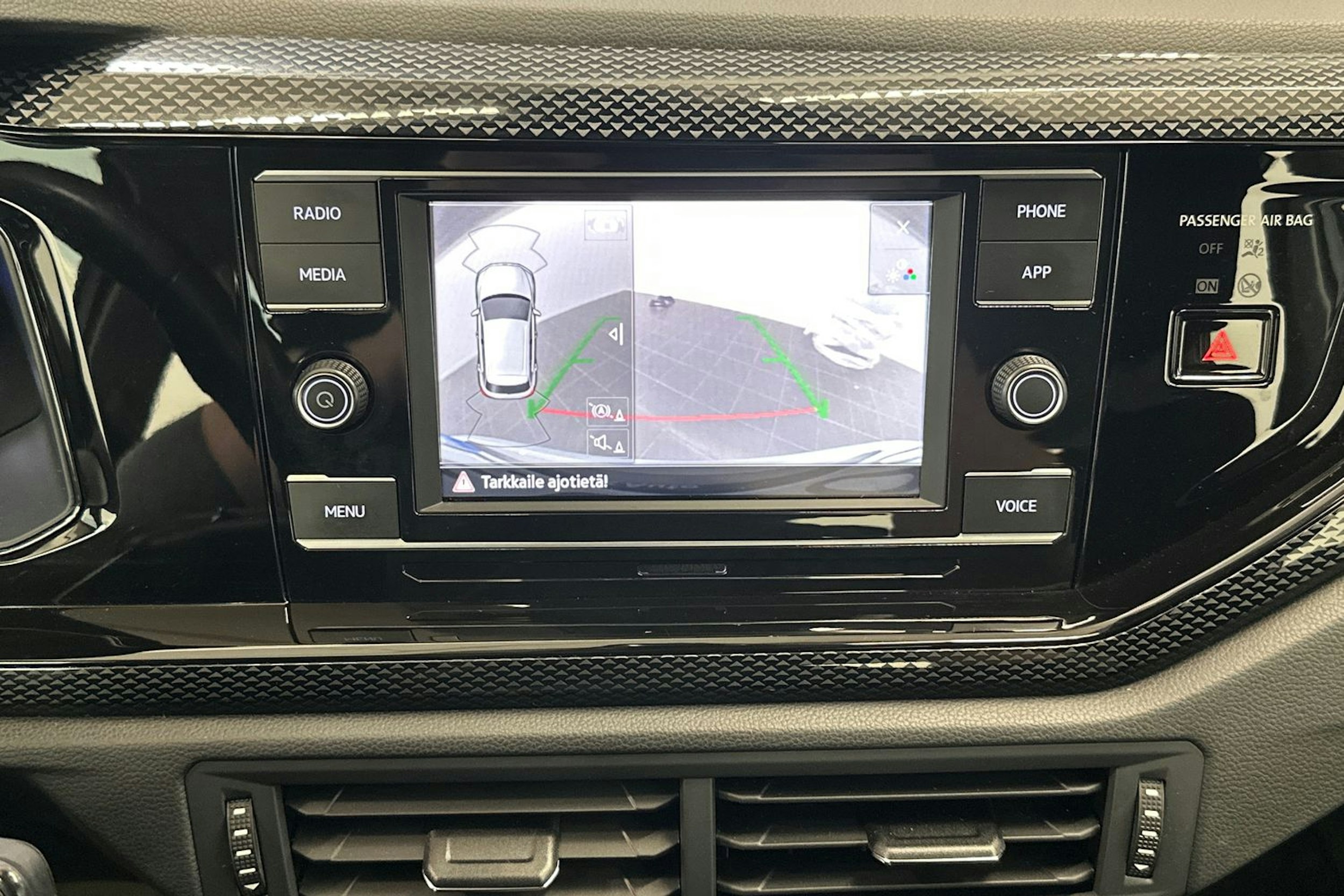 Harmaa Volkswagen Taigo 2023 kuva 21.