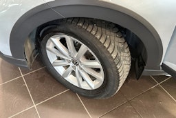 Harmaa Volkswagen Taigo 2023 kuva 24.