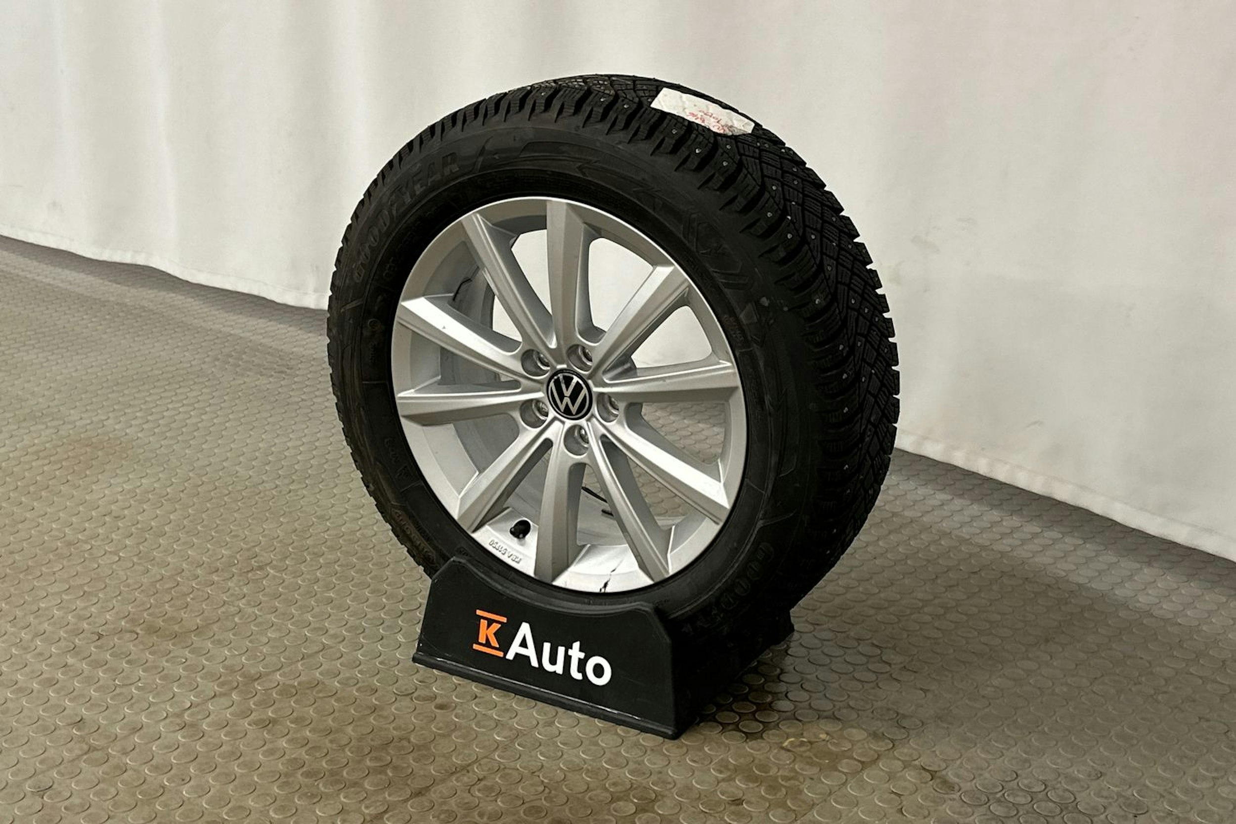 vihreä Volkswagen Taigo 2023 kuva 13.