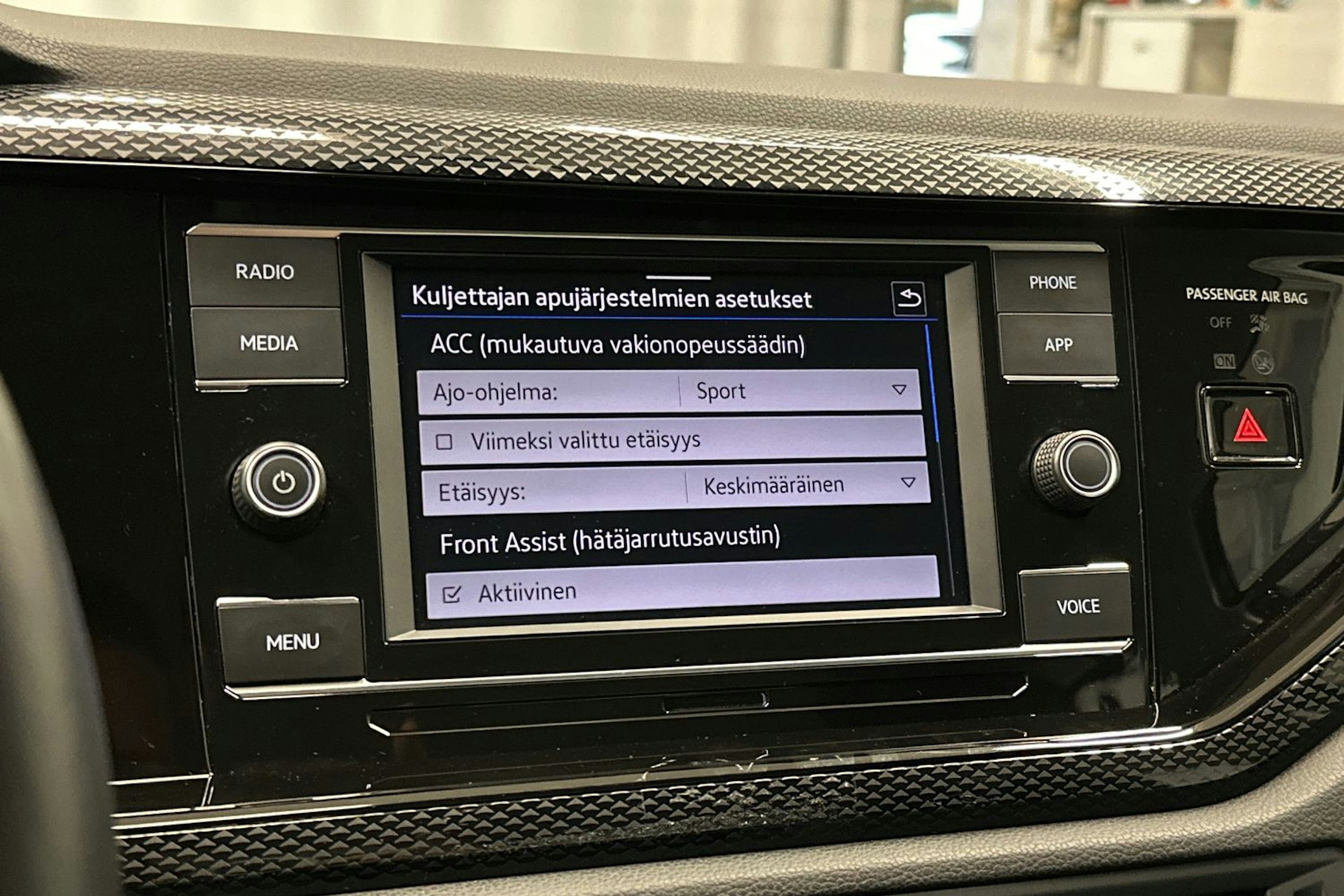 vihreä Volkswagen Taigo 2023 kuva 24.