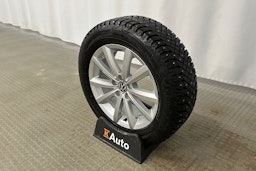 harmaa Volkswagen Taigo 2023 kuva 13.