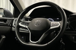 harmaa Volkswagen Taigo 2023 kuva 15.