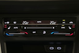 harmaa Volkswagen Taigo 2023 kuva 27.
