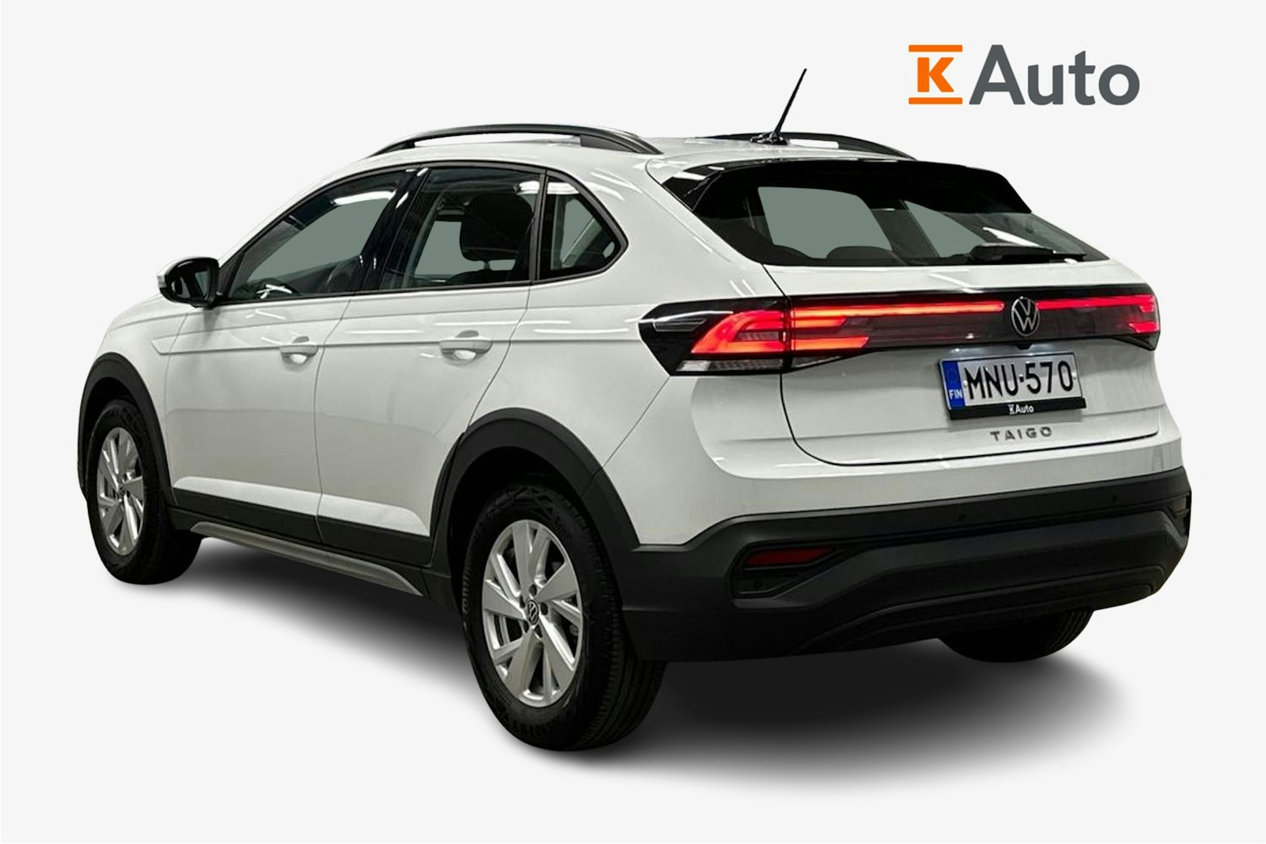valkoinen Volkswagen Taigo 2023 kuva 2.
