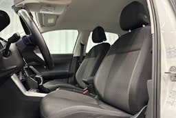 valkoinen Volkswagen Taigo 2023 kuva 15.
