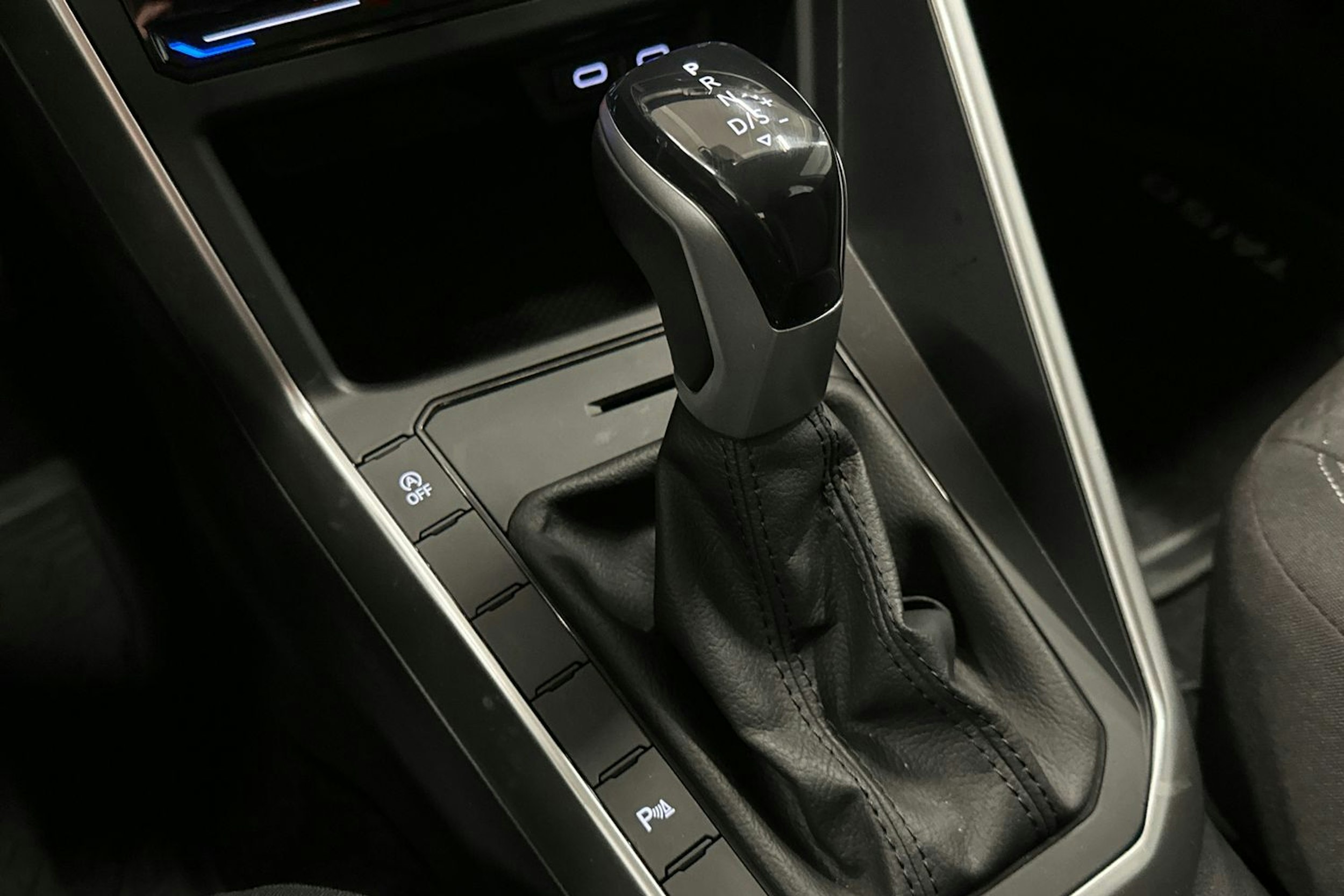 valkoinen Volkswagen Taigo 2023 kuva 19.