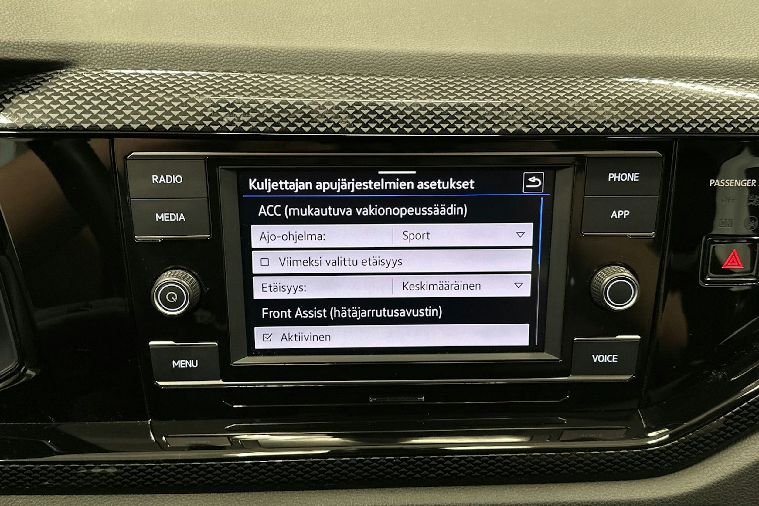 valkoinen Volkswagen Taigo 2023 kuva 23.