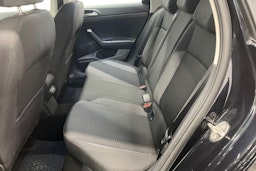 musta Volkswagen Taigo 2023 kuva 10.