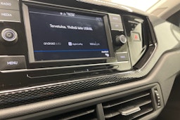 musta Volkswagen Taigo 2023 kuva 16.