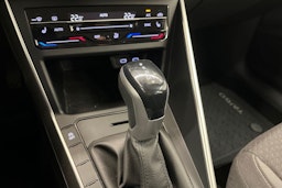 musta Volkswagen Taigo 2023 kuva 18.