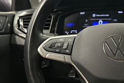 harmaa Volkswagen Taigo 2023 kuva 14.