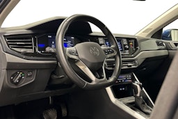 sininen Volkswagen Taigo 2023 kuva 7.