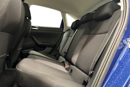sininen Volkswagen Taigo 2023 kuva 10.