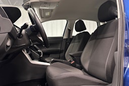 sininen Volkswagen Taigo 2023 kuva 15.
