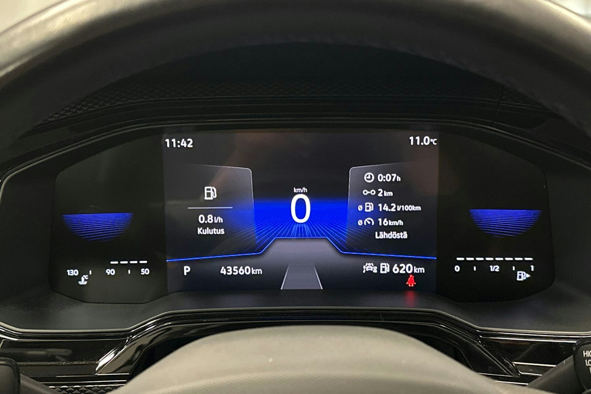 sininen Volkswagen Taigo 2023 kuva 18.