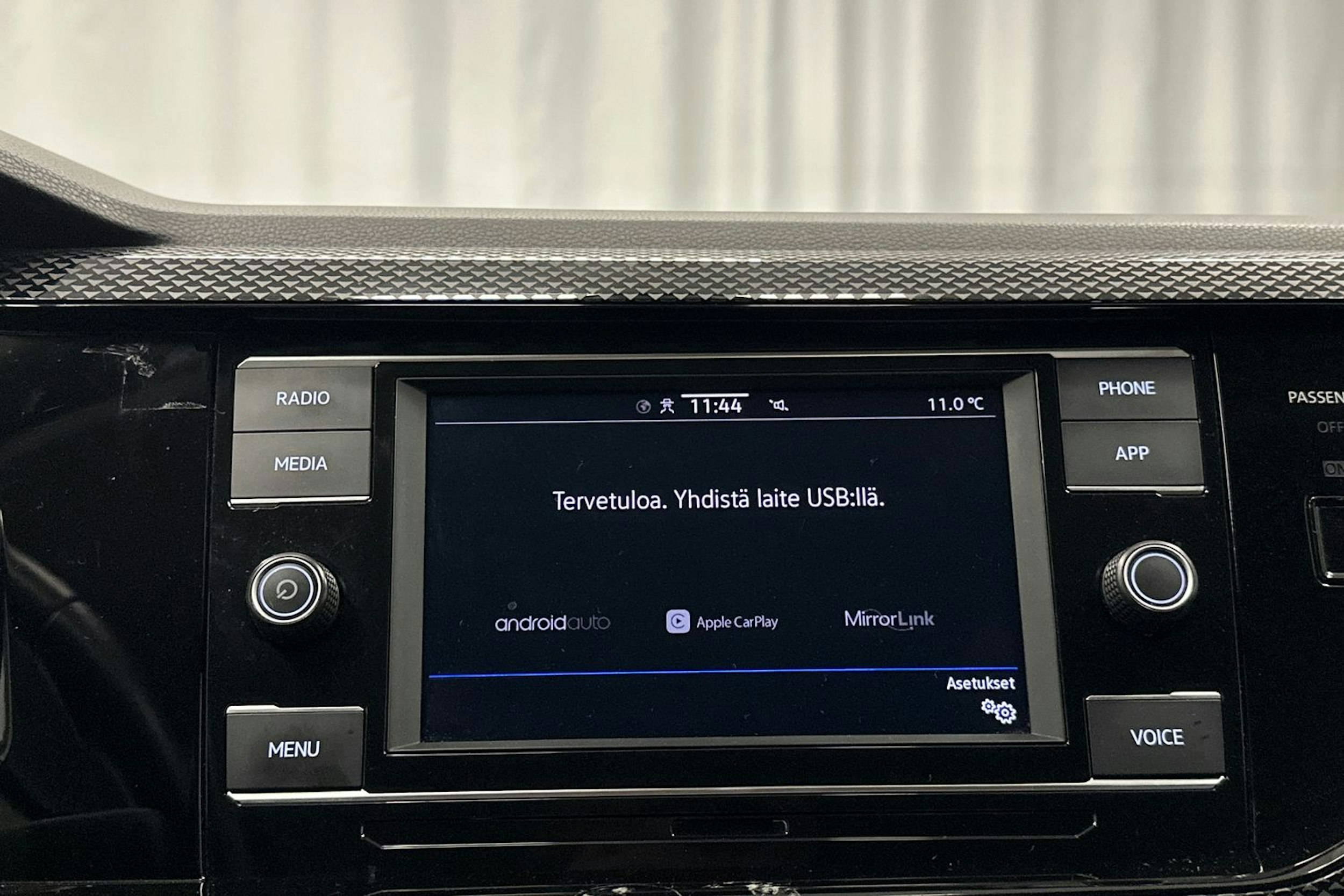 sininen Volkswagen Taigo 2023 kuva 23.