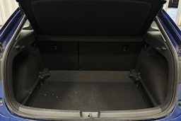 sininen Volkswagen Taigo 2023 kuva 26.