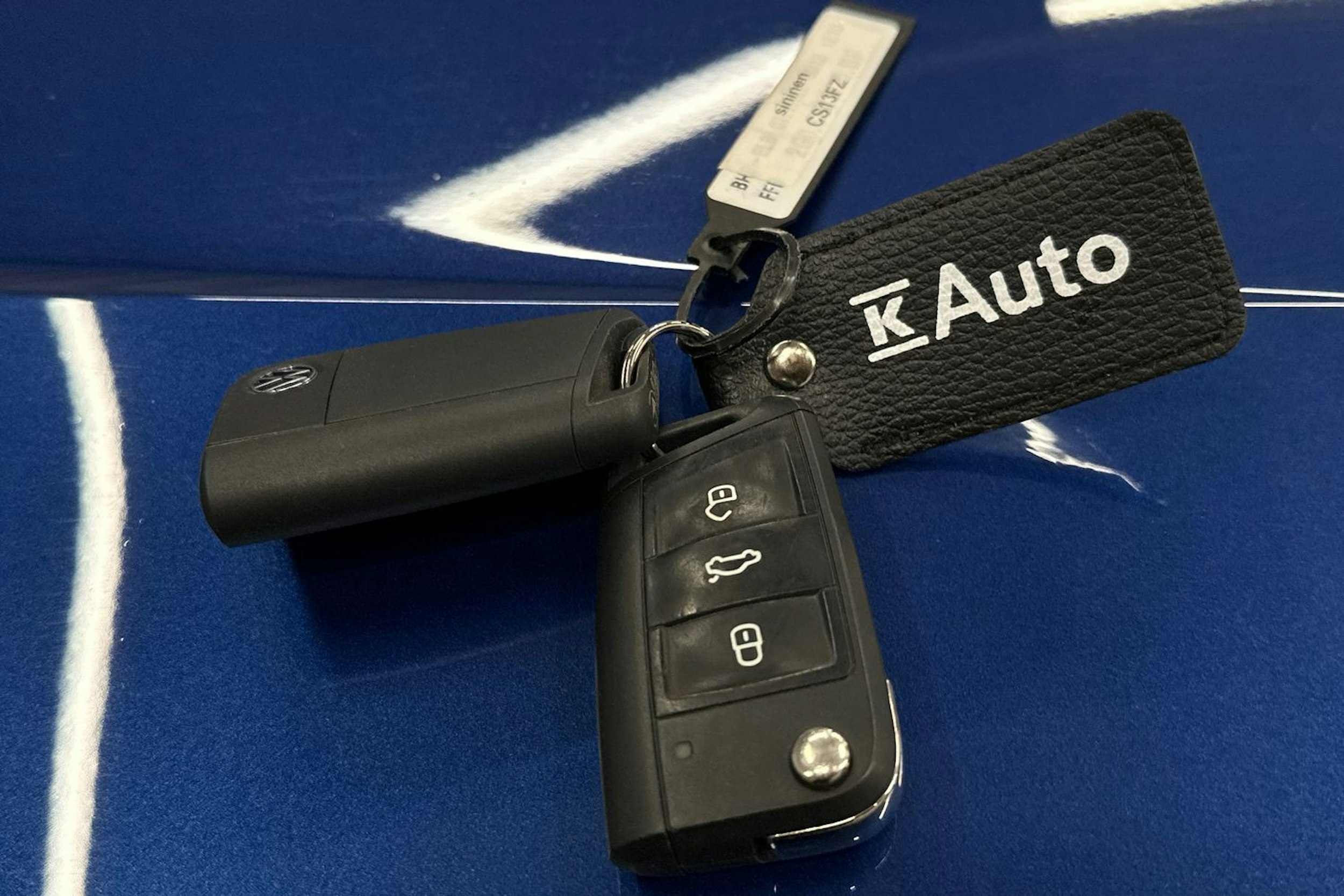 sininen Volkswagen Taigo 2023 kuva 27.