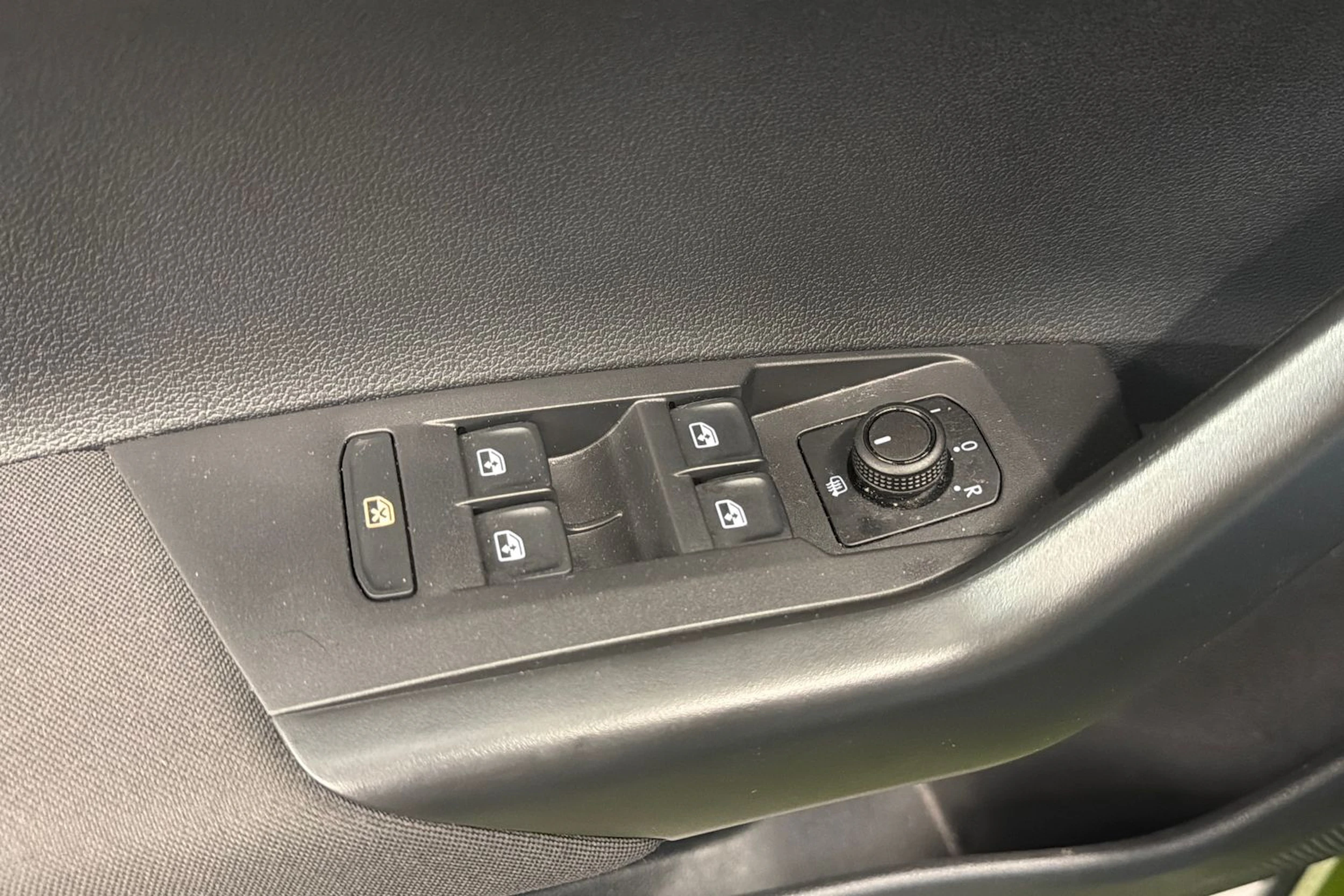 vihreä Volkswagen Taigo 2023 kuva 24.