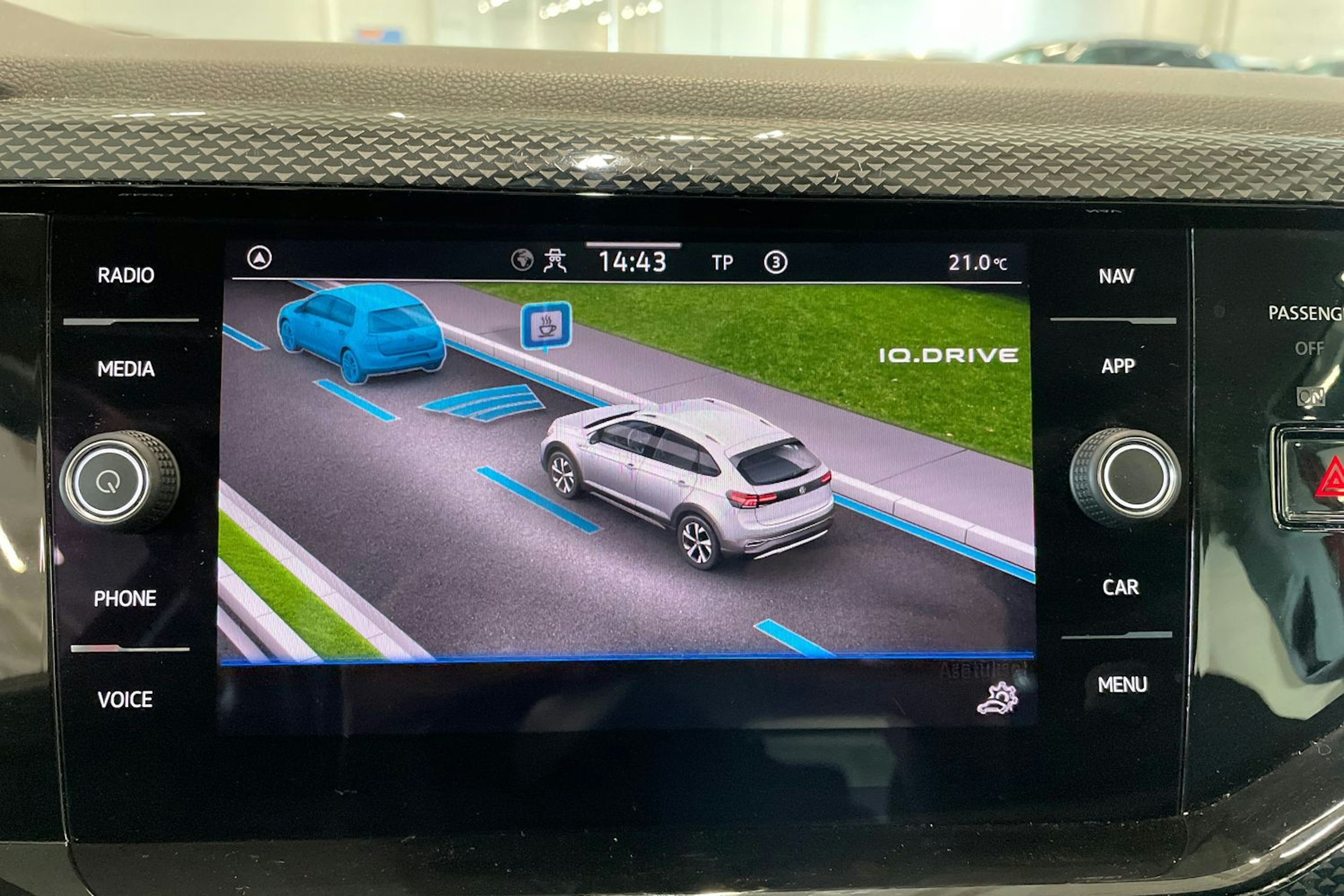 punainen Volkswagen Taigo 2023 kuva 25.