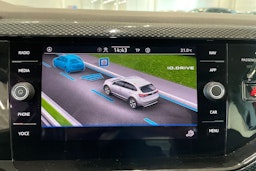 punainen Volkswagen Taigo 2023 kuva 25.