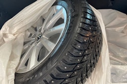 punainen Volkswagen Taigo 2023 kuva 32.