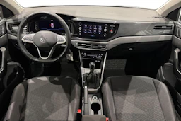 harmaa Volkswagen Taigo 2023 kuva 7.